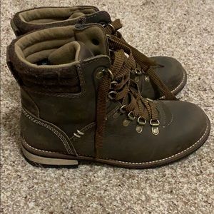 Winter Hiking Boots